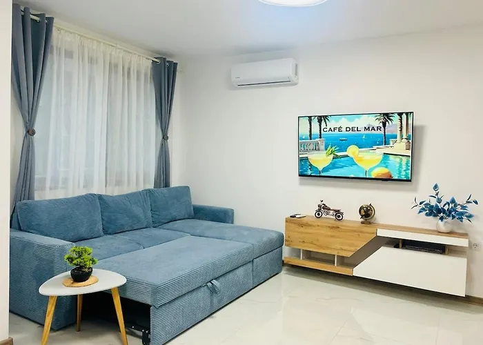 Sea Breeze Апартамент *