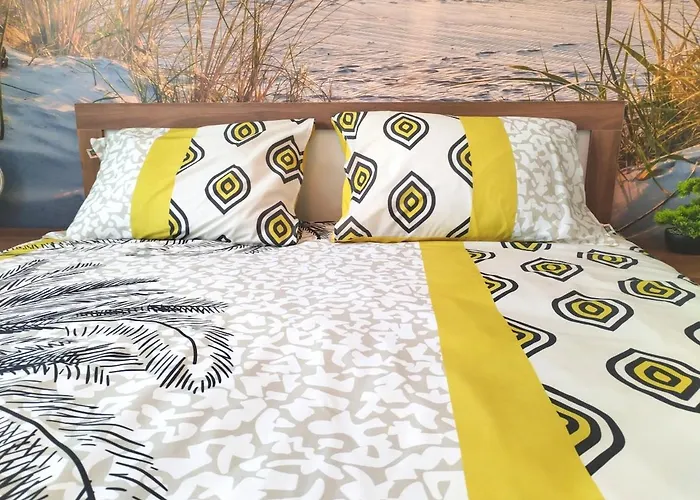 Sea Breeze Апартамент Бургас